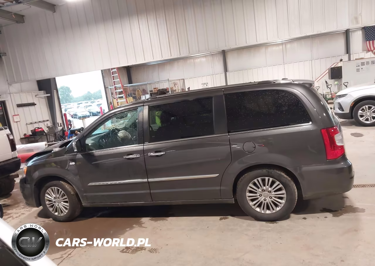 2014 Chrysler Town & Country Touring-L 30Th Anniversary VIN:2C4RC1CG1ER297287 - 14