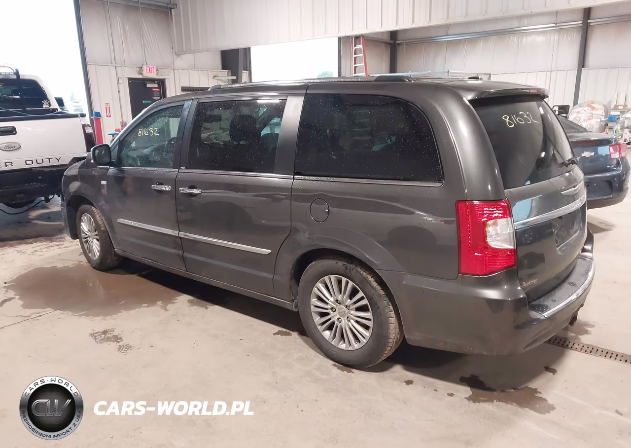 2014 Chrysler Town & Country Touring-L 30Th Anniversary VIN:2C4RC1CG1ER297287 - 3