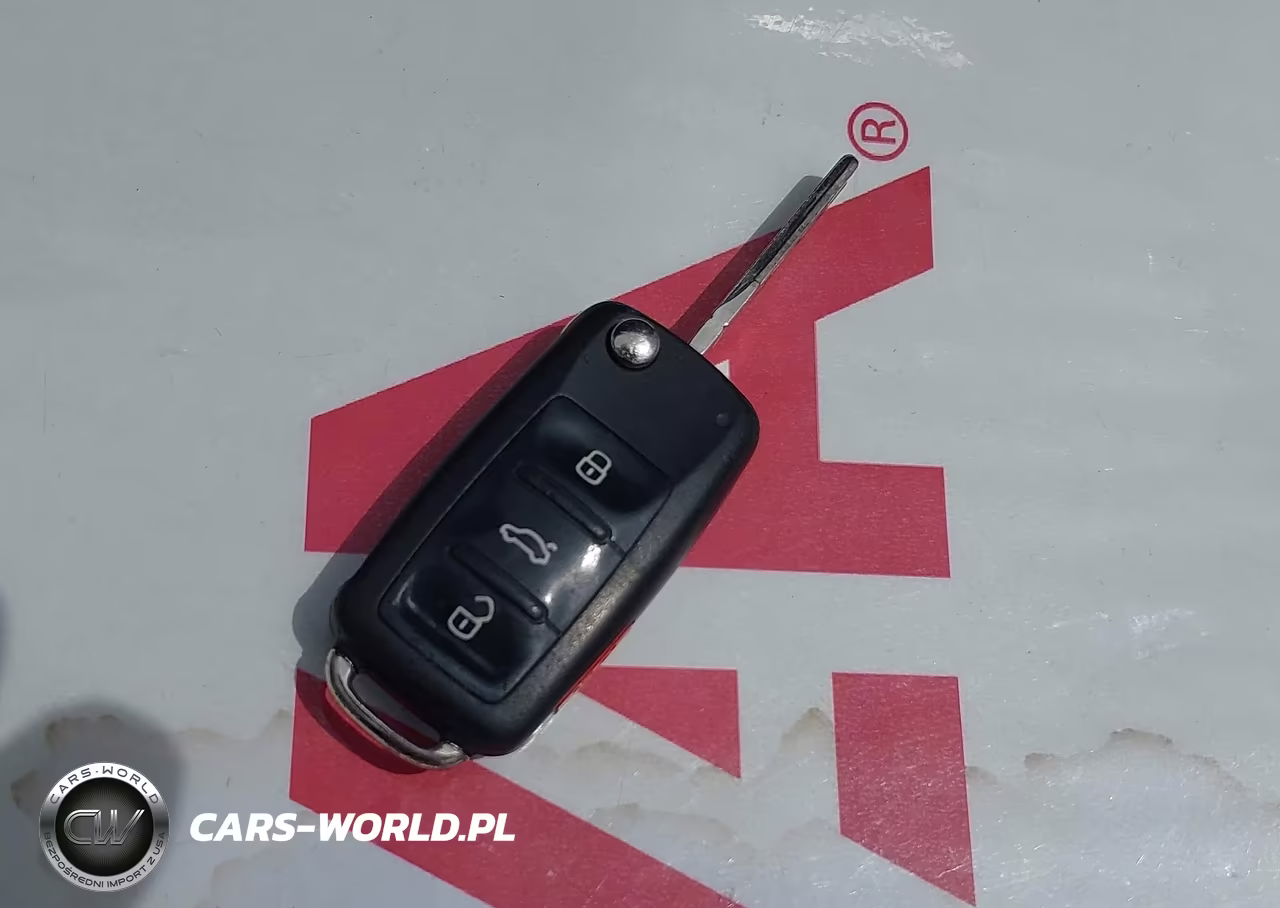 2015 Volkswagen Tiguan S VIN:WVGBV7AX4FW585617 - 11