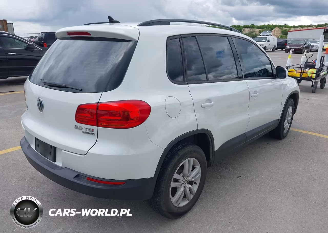 2015 Volkswagen Tiguan S VIN:WVGBV7AX4FW585617 - 4