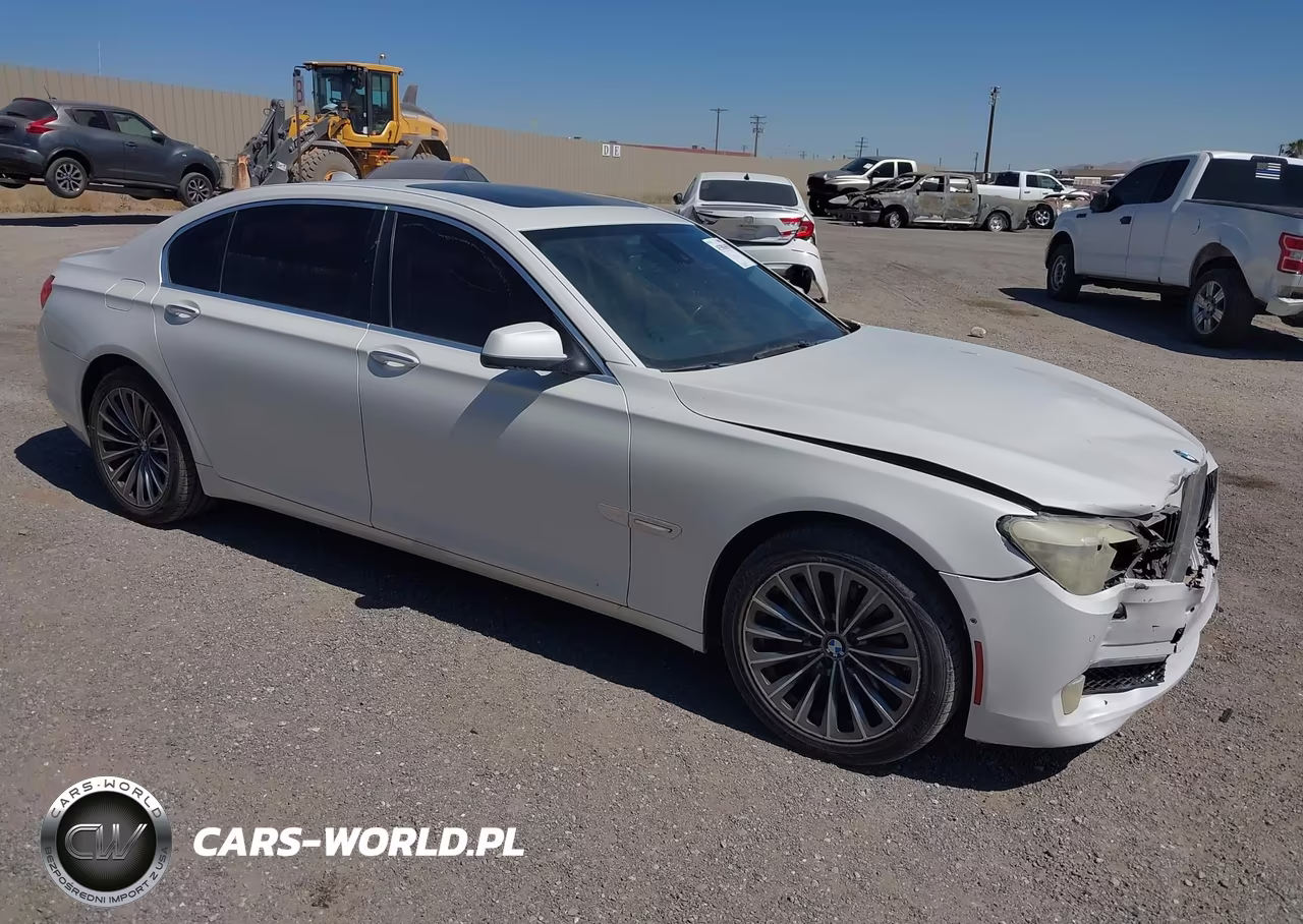 2012 BMW 740Li