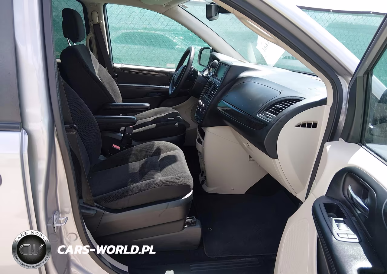 2018 Dodge Grand Caravan Se VIN:2C4RDGBG2JR296662 - 5