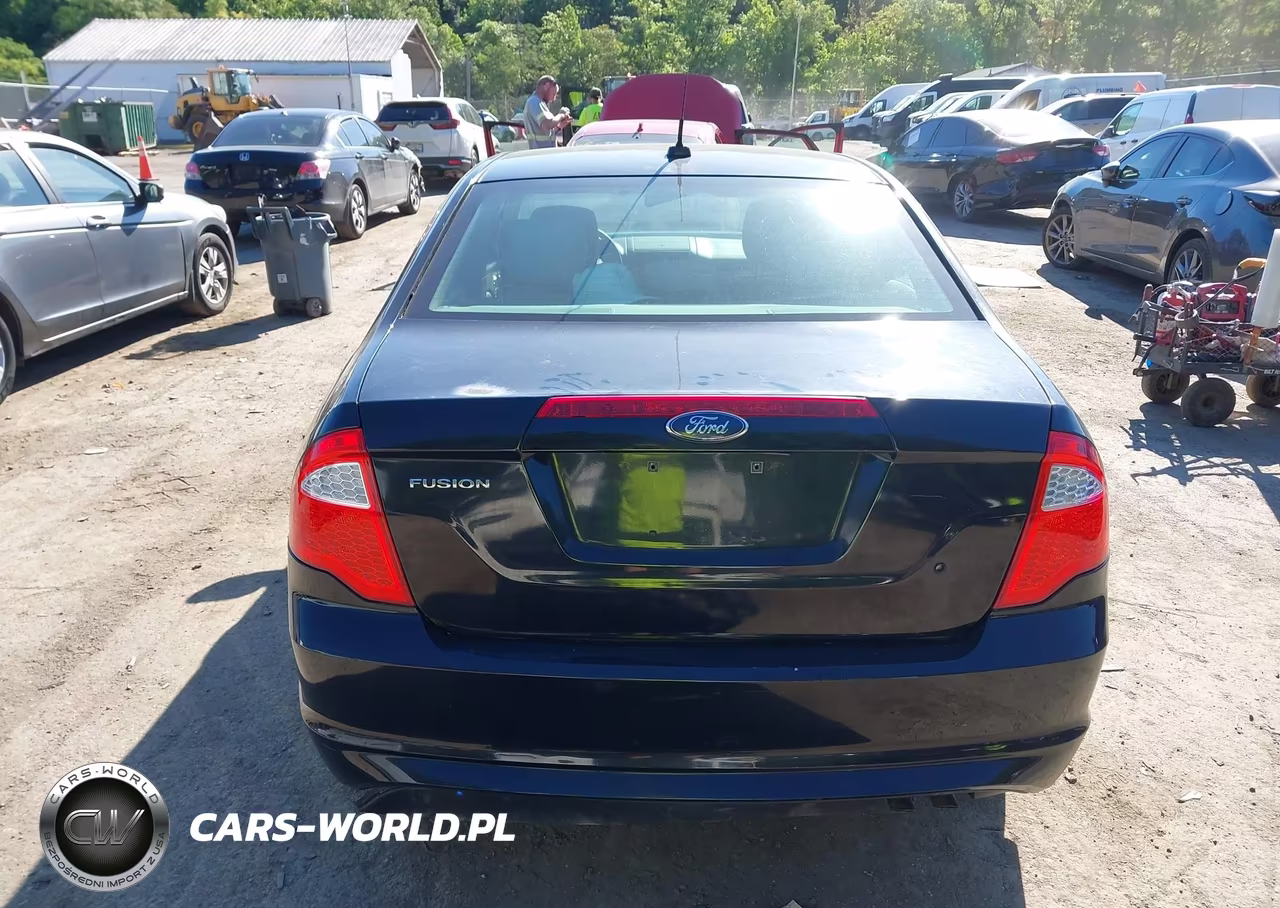 2012 Ford Fusion S VIN:3FAHP0GA1CR187594 - 16