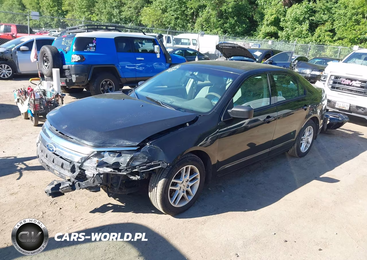 2012 Ford Fusion S VIN:3FAHP0GA1CR187594 - 2