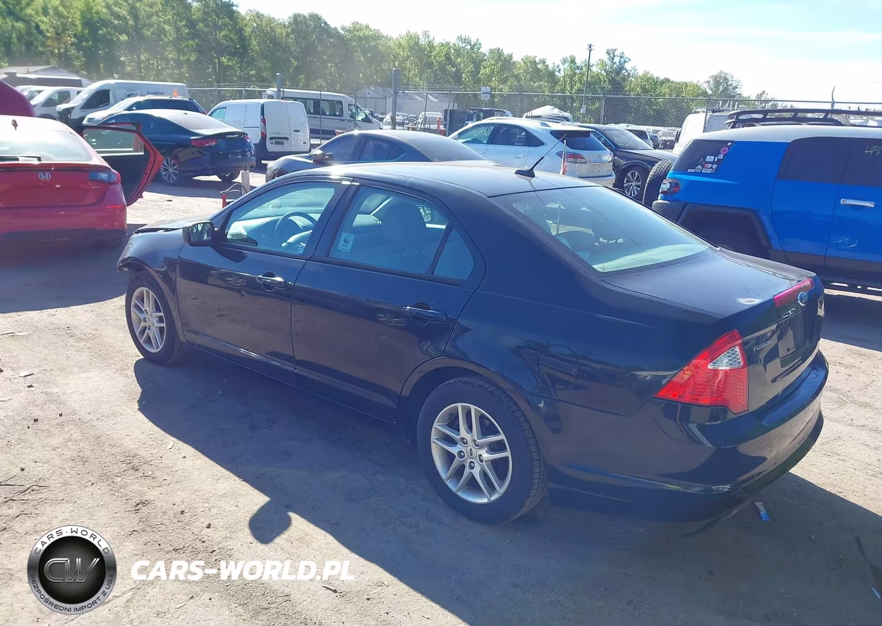 2012 Ford Fusion S VIN:3FAHP0GA1CR187594 - 3