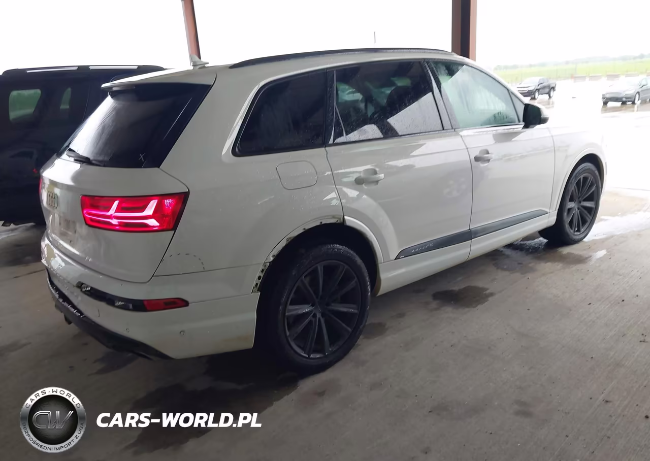 2019 Audi Q7 55 Premium VIN:WA1VAAF75KD016438 - 4