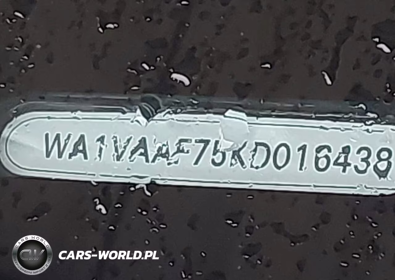 2019 Audi Q7 55 Premium VIN:WA1VAAF75KD016438 - 9
