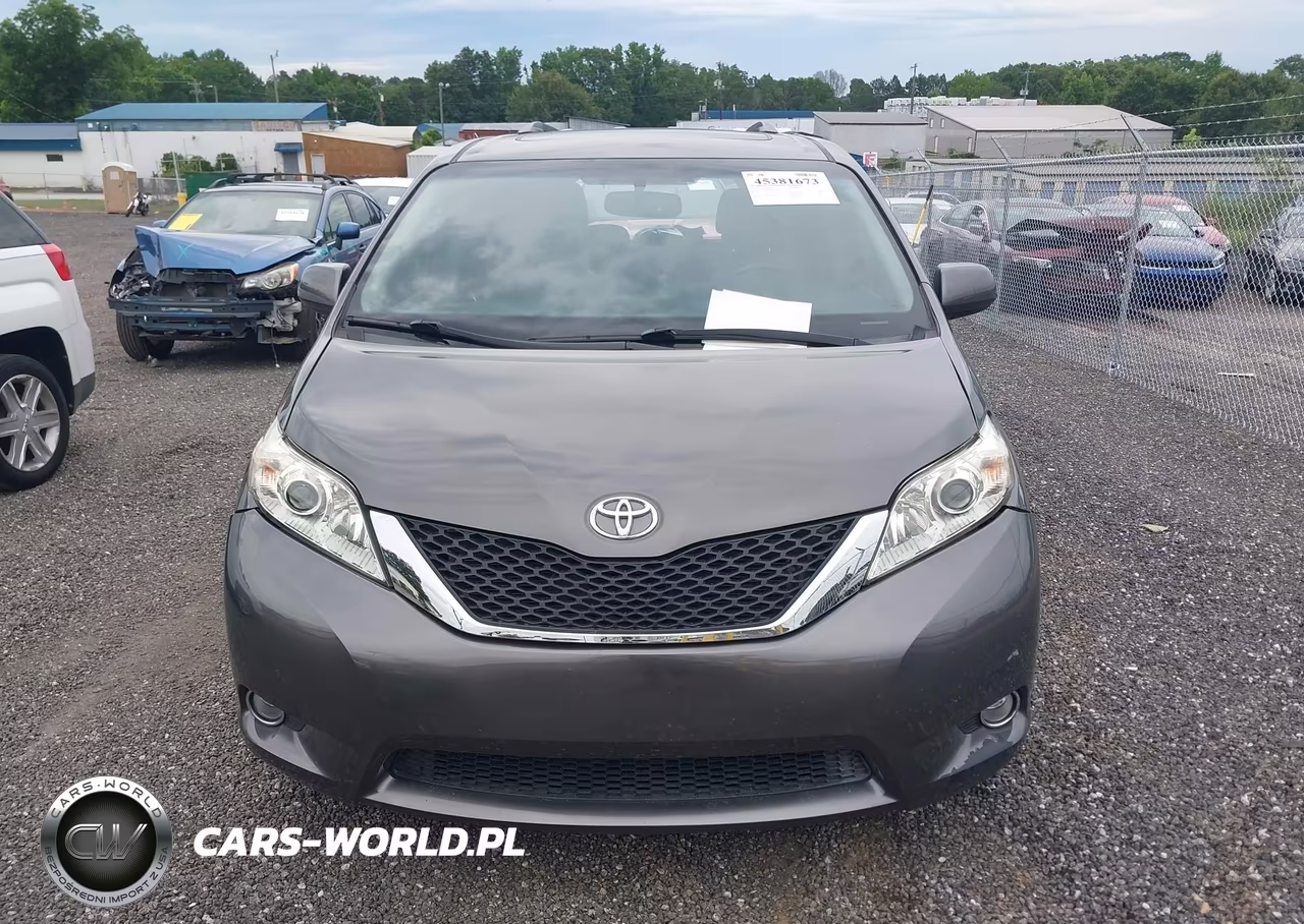 2017 Toyota Sienna Xle 8 Passenger VIN:5TDYZ3DC2HS865639 - 12