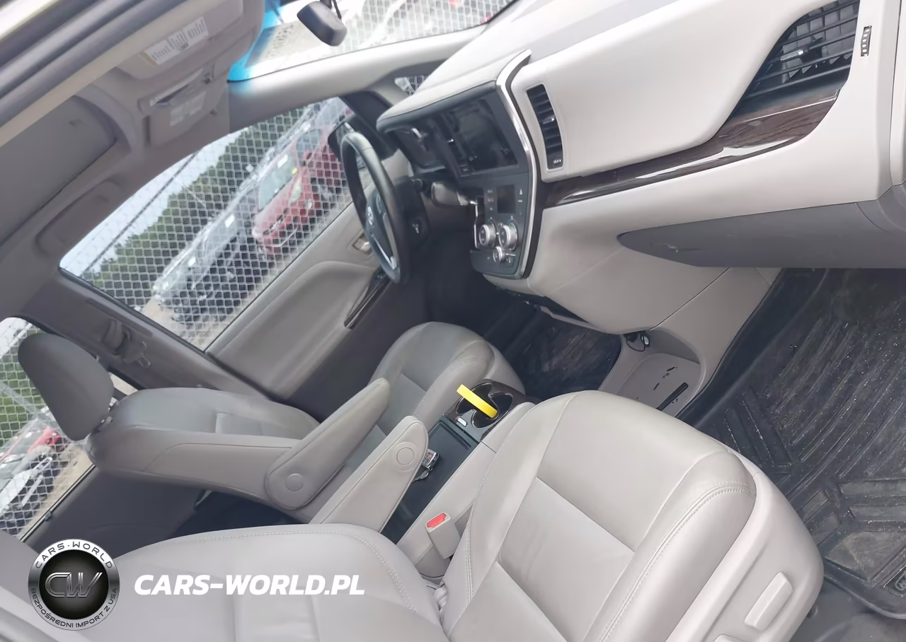 2017 Toyota Sienna Xle 8 Passenger VIN:5TDYZ3DC2HS865639 - 5