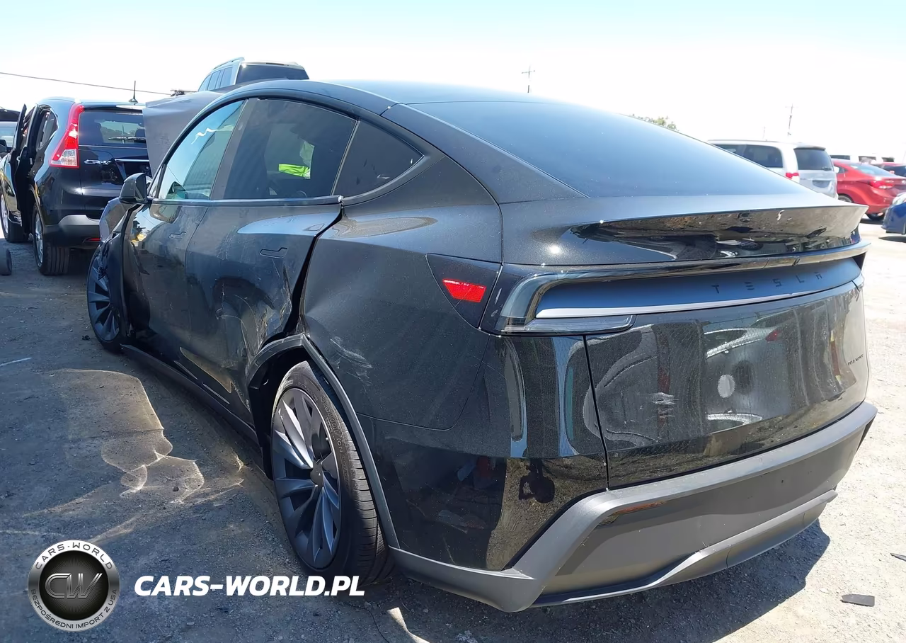 2026 Tesla Model Y All-Wheel Drive-Long Range Launch Series-Premium All-Wheel Drive VIN:7SAYGDEE0TF641104 - 3