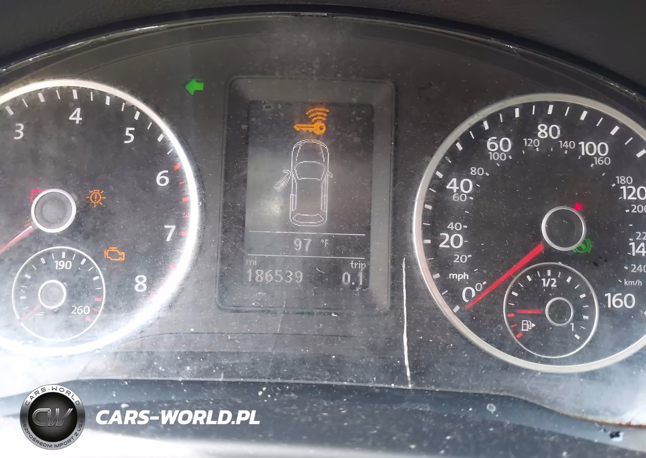 2017 Volkswagen Tiguan 2.0T-2.0T S VIN:WVGAV7AX8HK050604 - 7