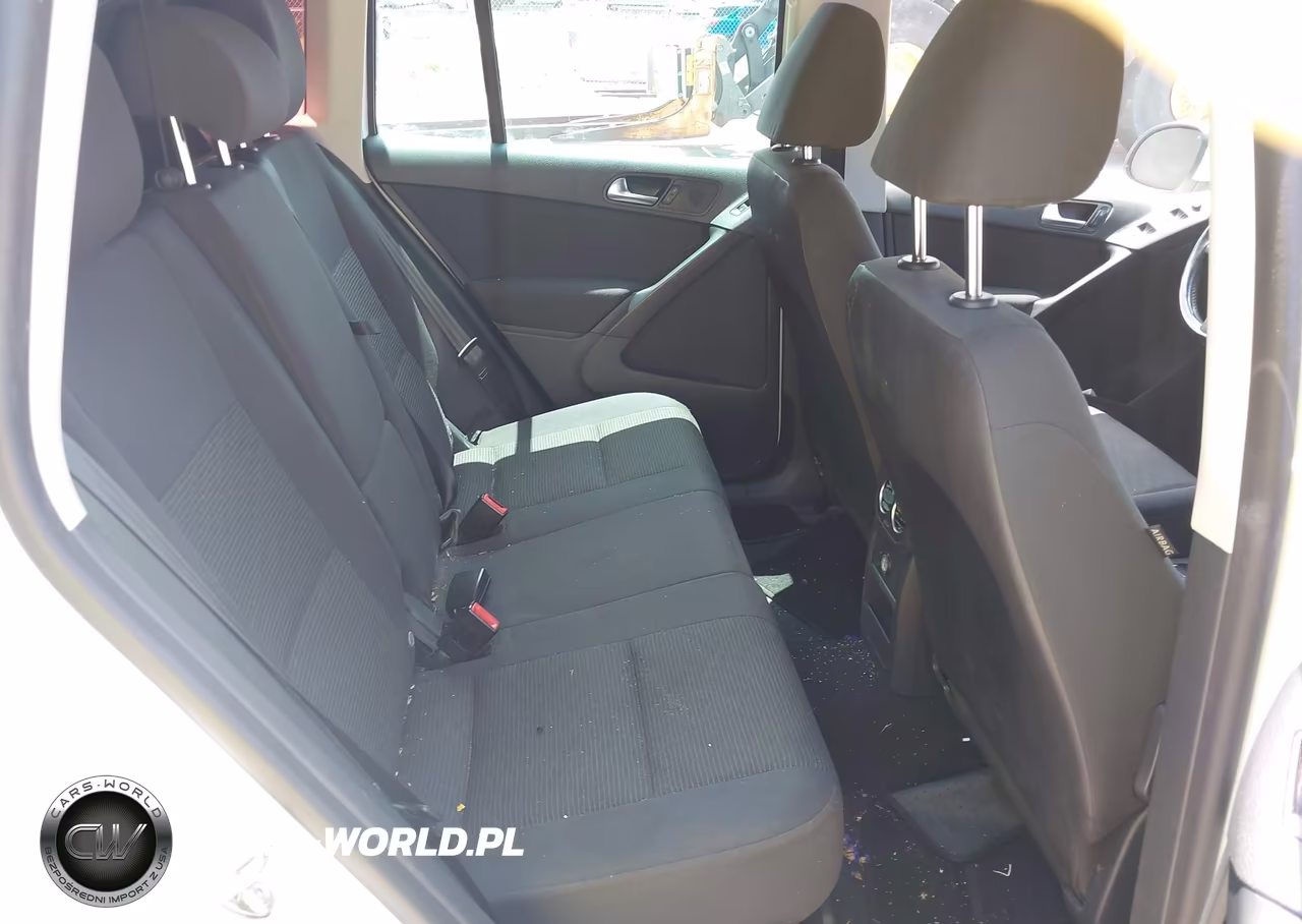 2017 Volkswagen Tiguan 2.0T-2.0T S VIN:WVGAV7AX8HK050604 - 8