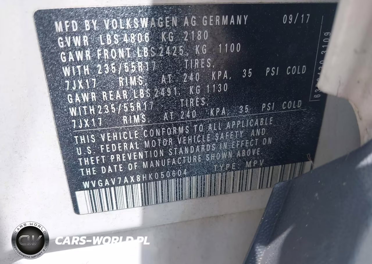2017 Volkswagen Tiguan 2.0T-2.0T S VIN:WVGAV7AX8HK050604 - 9