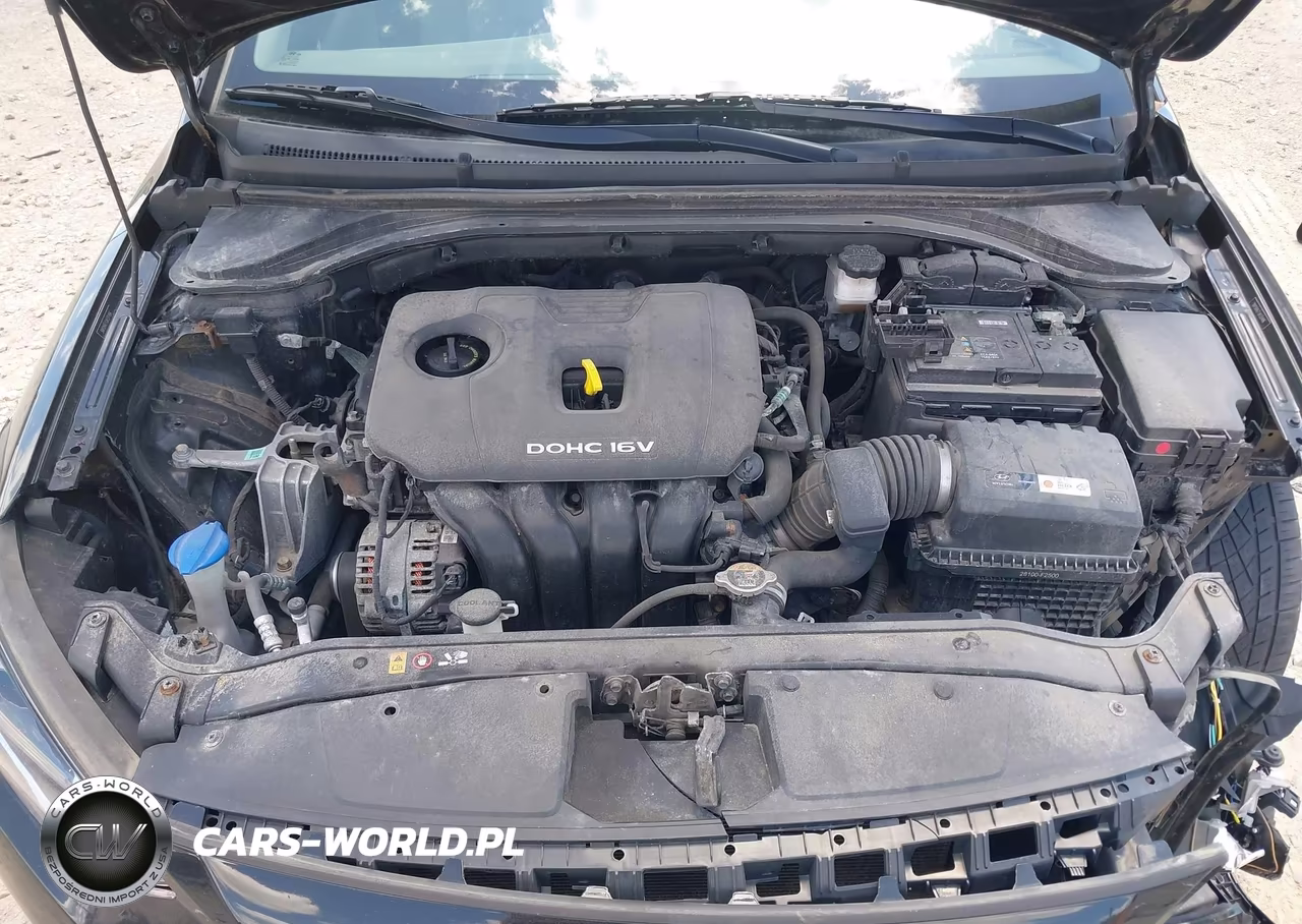 2018 Hyundai Elantra Sel VIN:5NPD84LF1JH331496 - 10