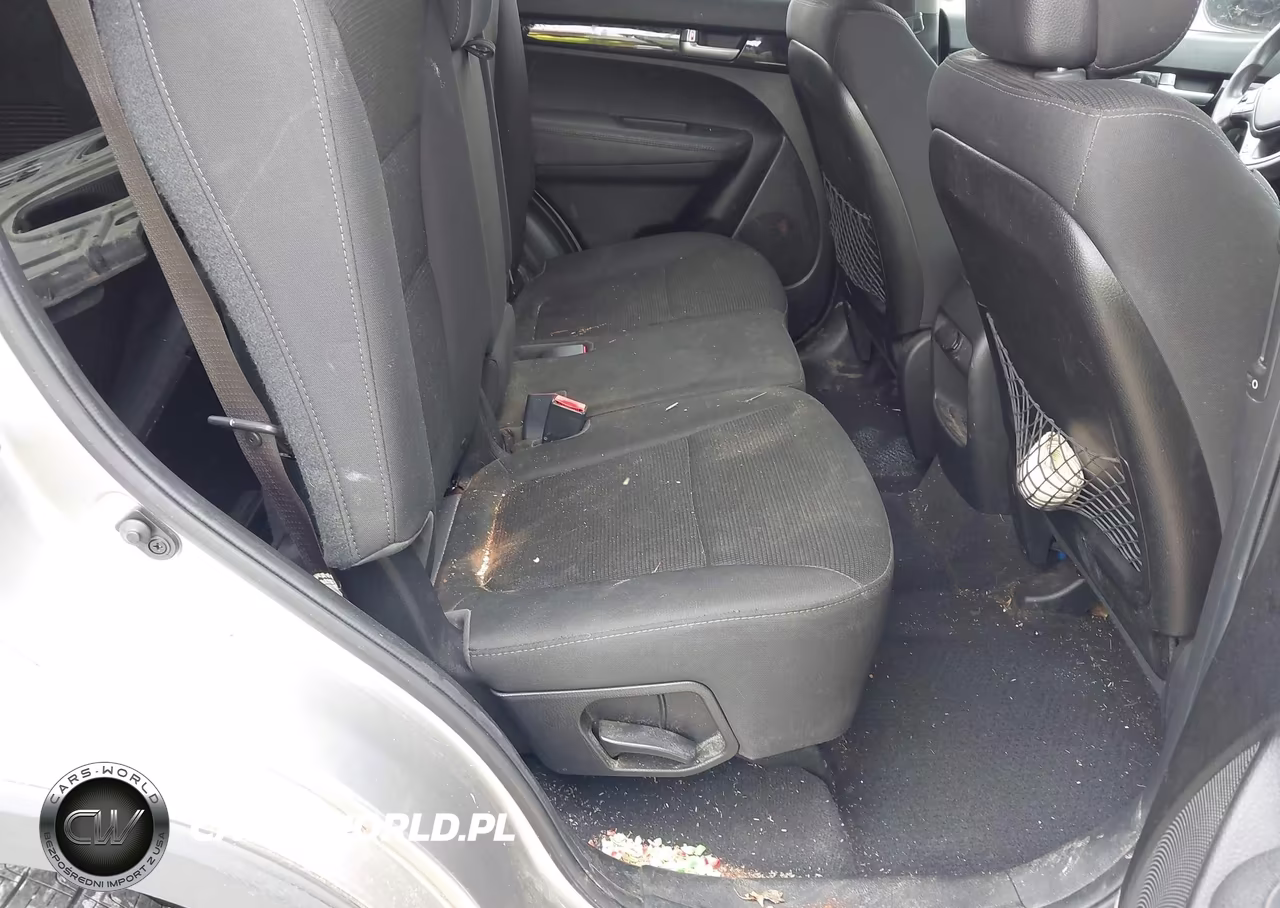 2015 Kia Sorento Lx VIN:5XYKTCA68FG557505 - 8