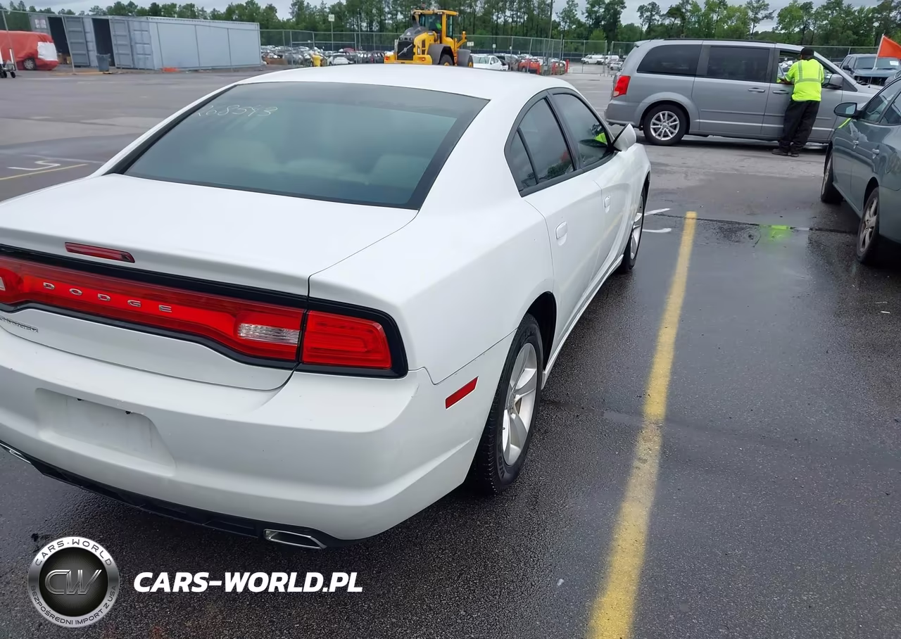 2014 Dodge Charger Se VIN:2C3CDXBG0EH268543 - 4