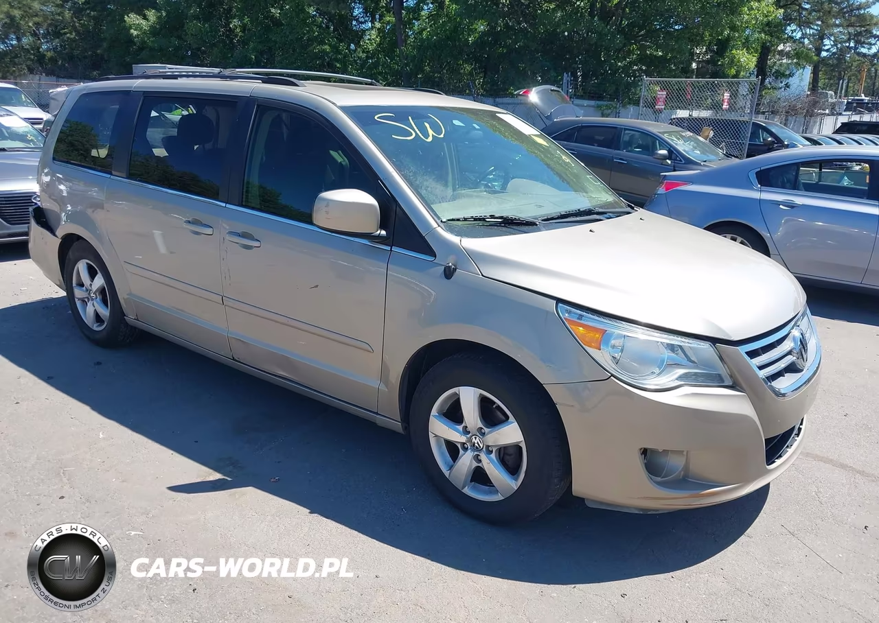 2009 Volkswagen Routan Se