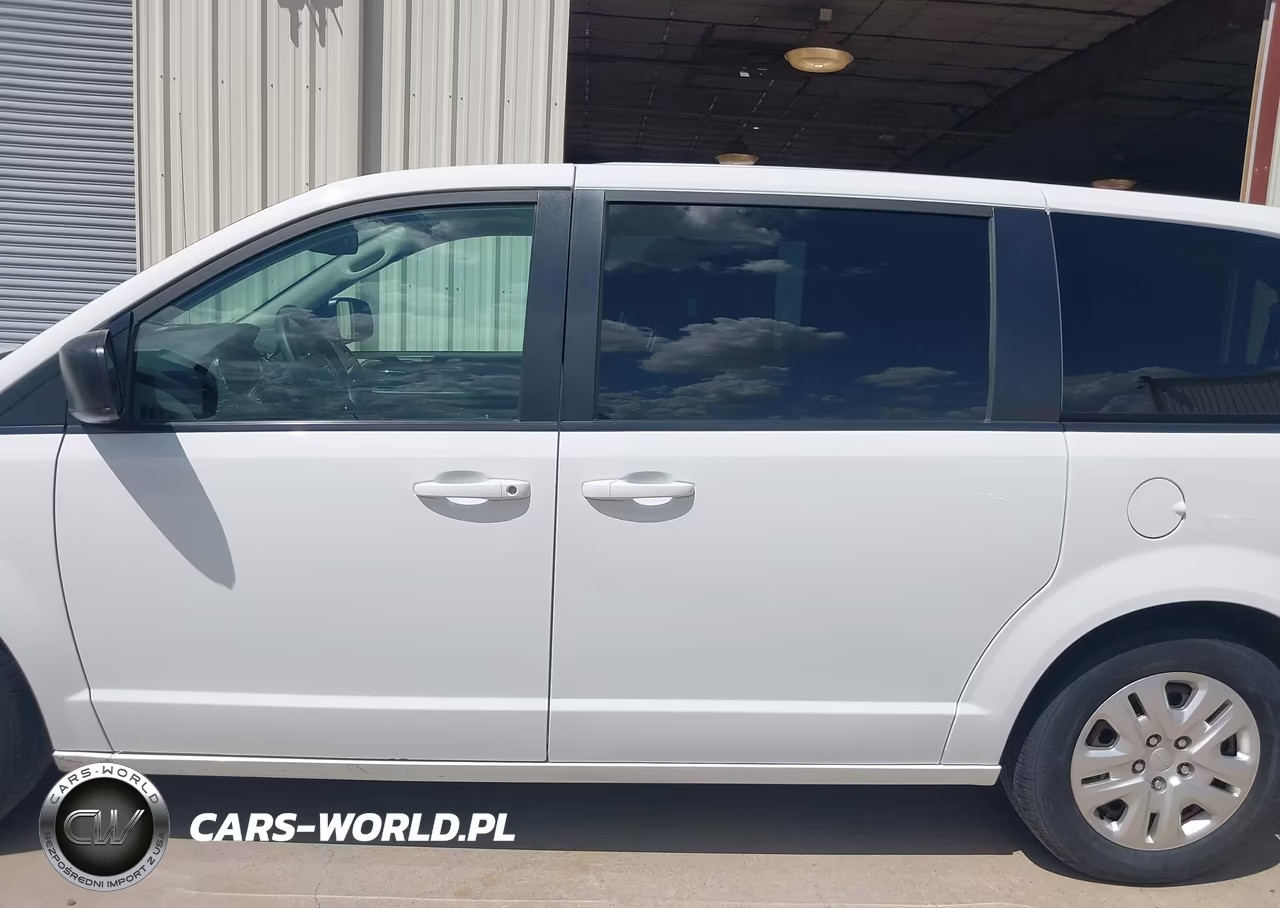 2018 Dodge Grand Caravan Se VIN:2C4RDGBG9JR296660 - 14