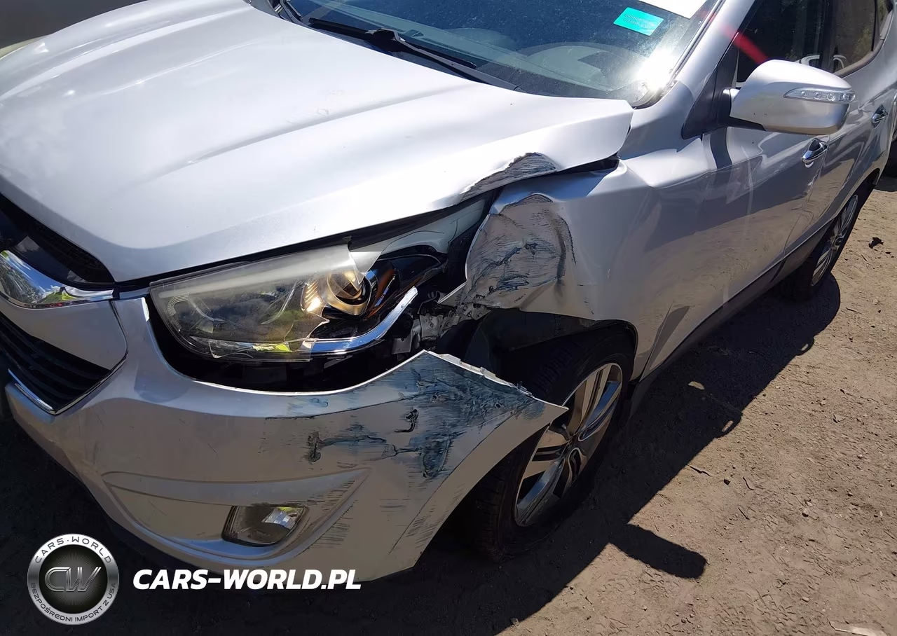2015 Hyundai Tucson Limited VIN:KM8JUCAG9FU975633 - 6