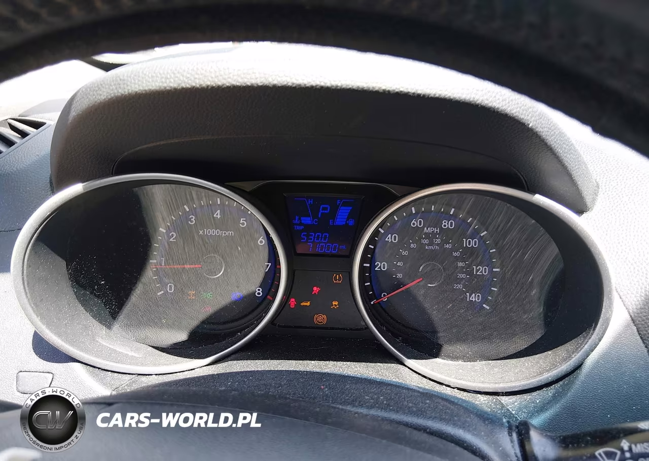 2015 Hyundai Tucson Limited VIN:KM8JUCAG9FU975633 - 7