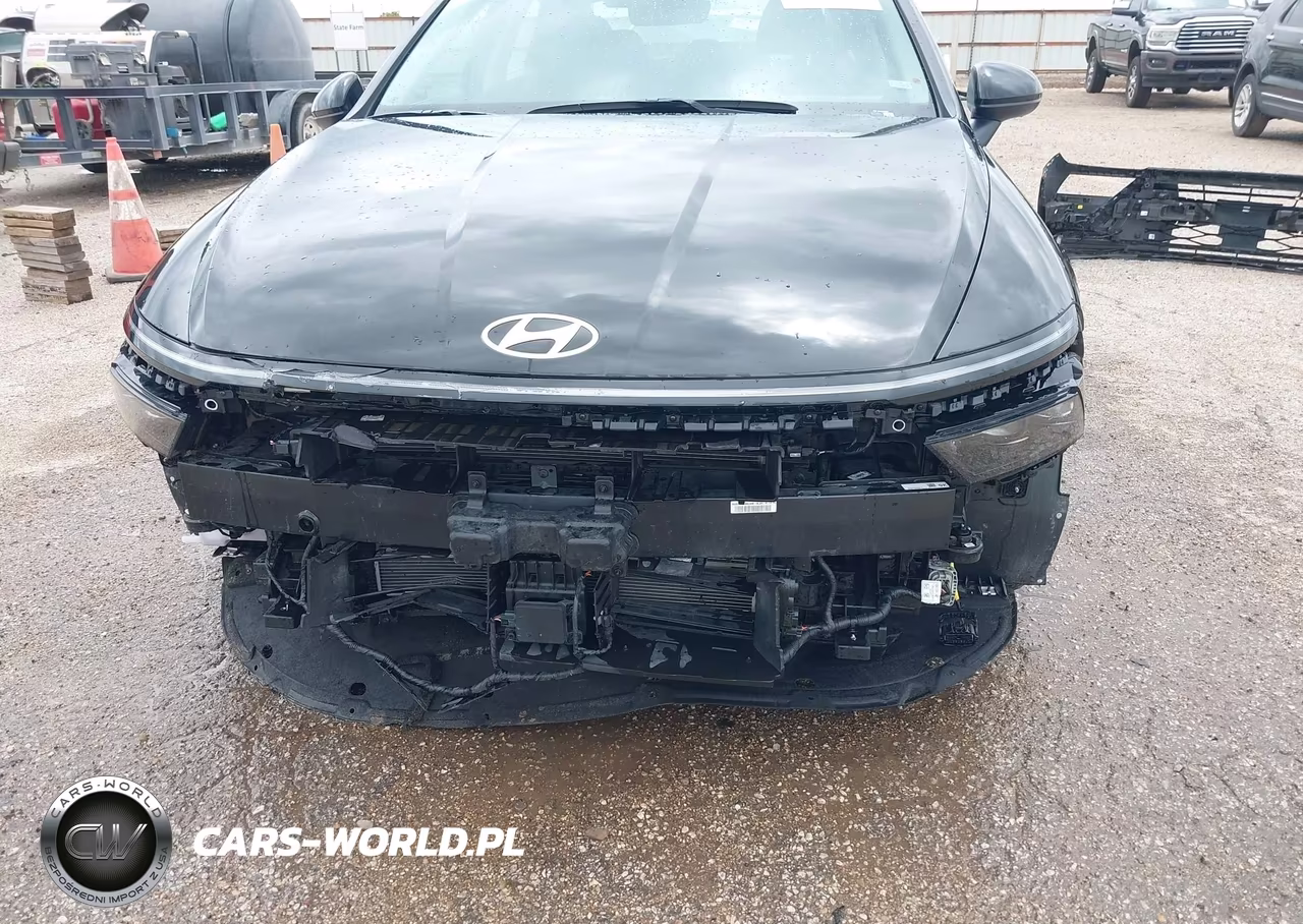 2026 Hyundai Sonata Hybrid Blue VIN:KMHL24JJ7TA152602 - 6