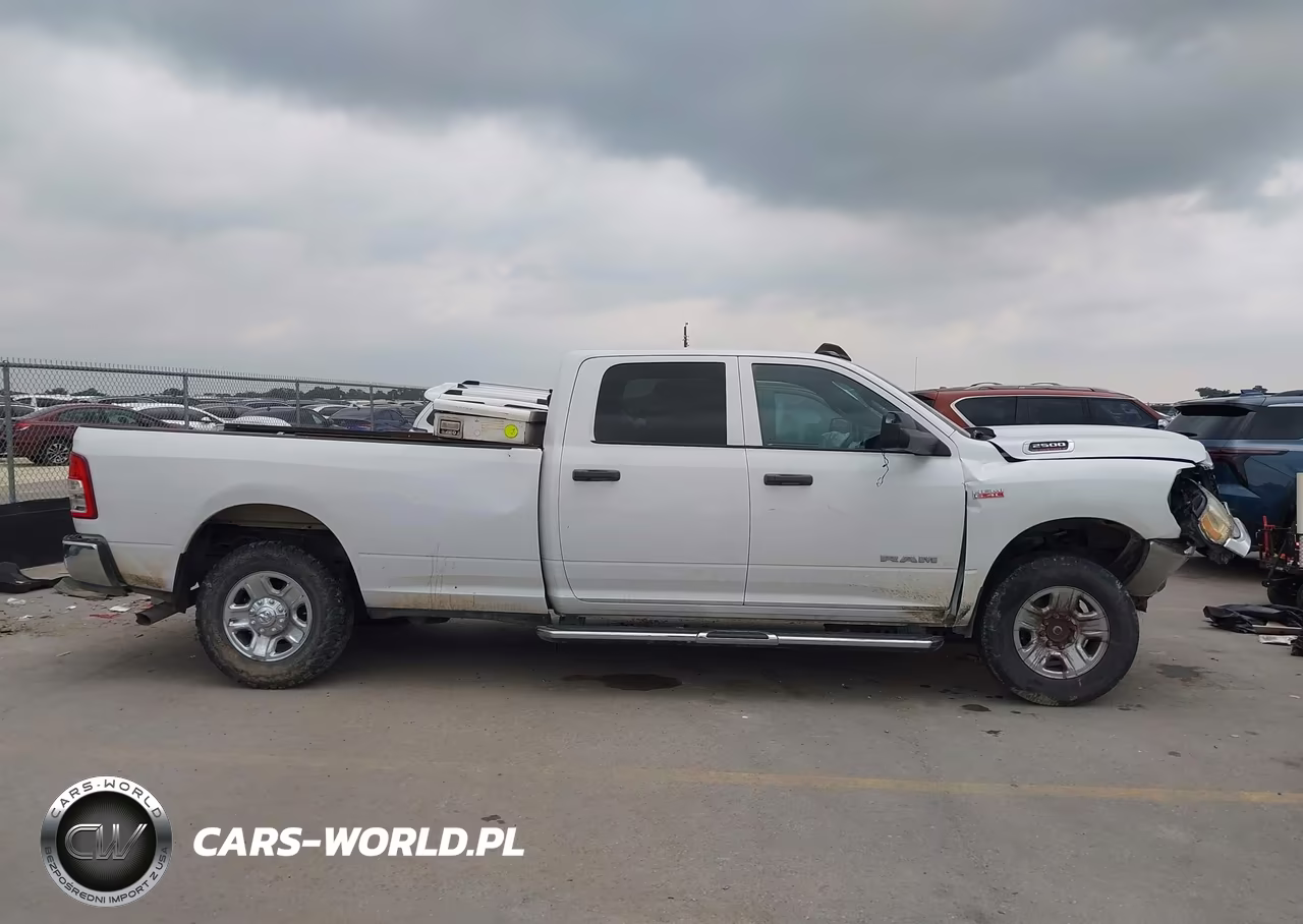 2021 Ram 2500 Tradesman 4X4 8' Box VIN:3C6UR5HJ3MG633036 - 14