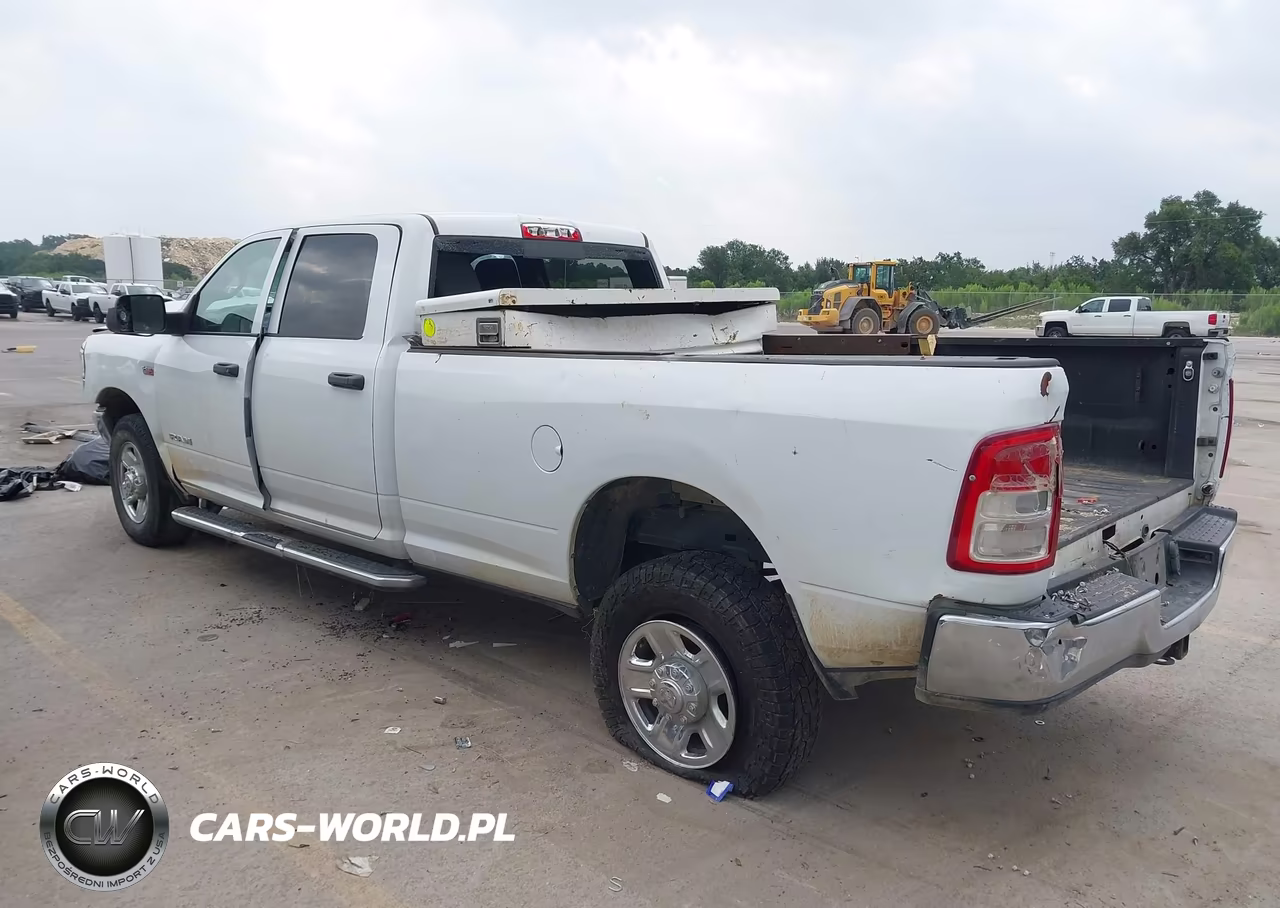 2021 Ram 2500 Tradesman 4X4 8' Box VIN:3C6UR5HJ3MG633036 - 3