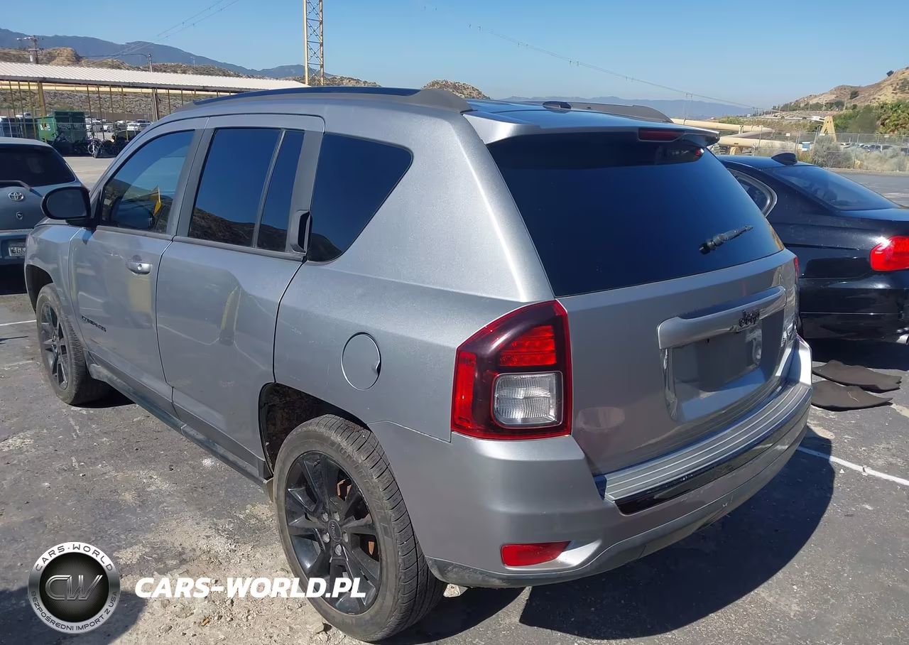 2015 Jeep Compass Altitude Edition VIN:1C4NJCBA1FD263867 - 3