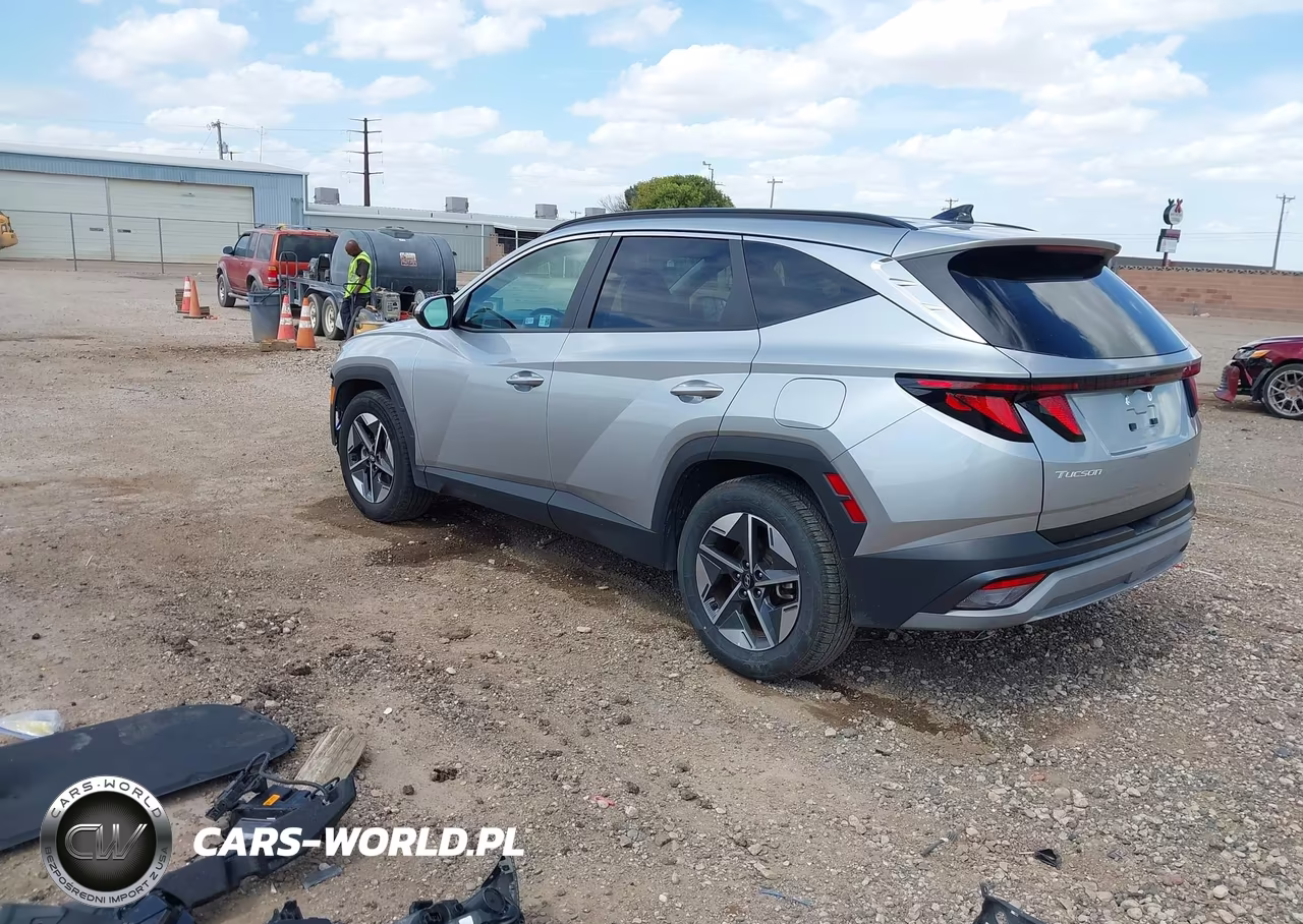 2025 Hyundai Tucson Sel VIN:5NMJB3DE4SH493383 - 3