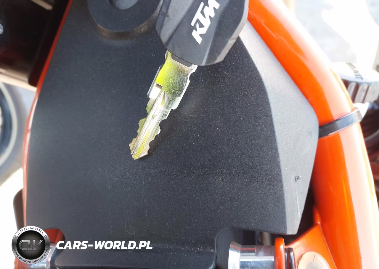 2024 Ktm 690 Smc R VIN:VBKLSV401RM766788 - 11