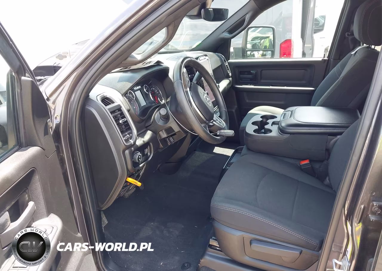 2025 Ram 3500 Tradesman 4X4 8' Box VIN:3C63RRGL4SG509604 - 6
