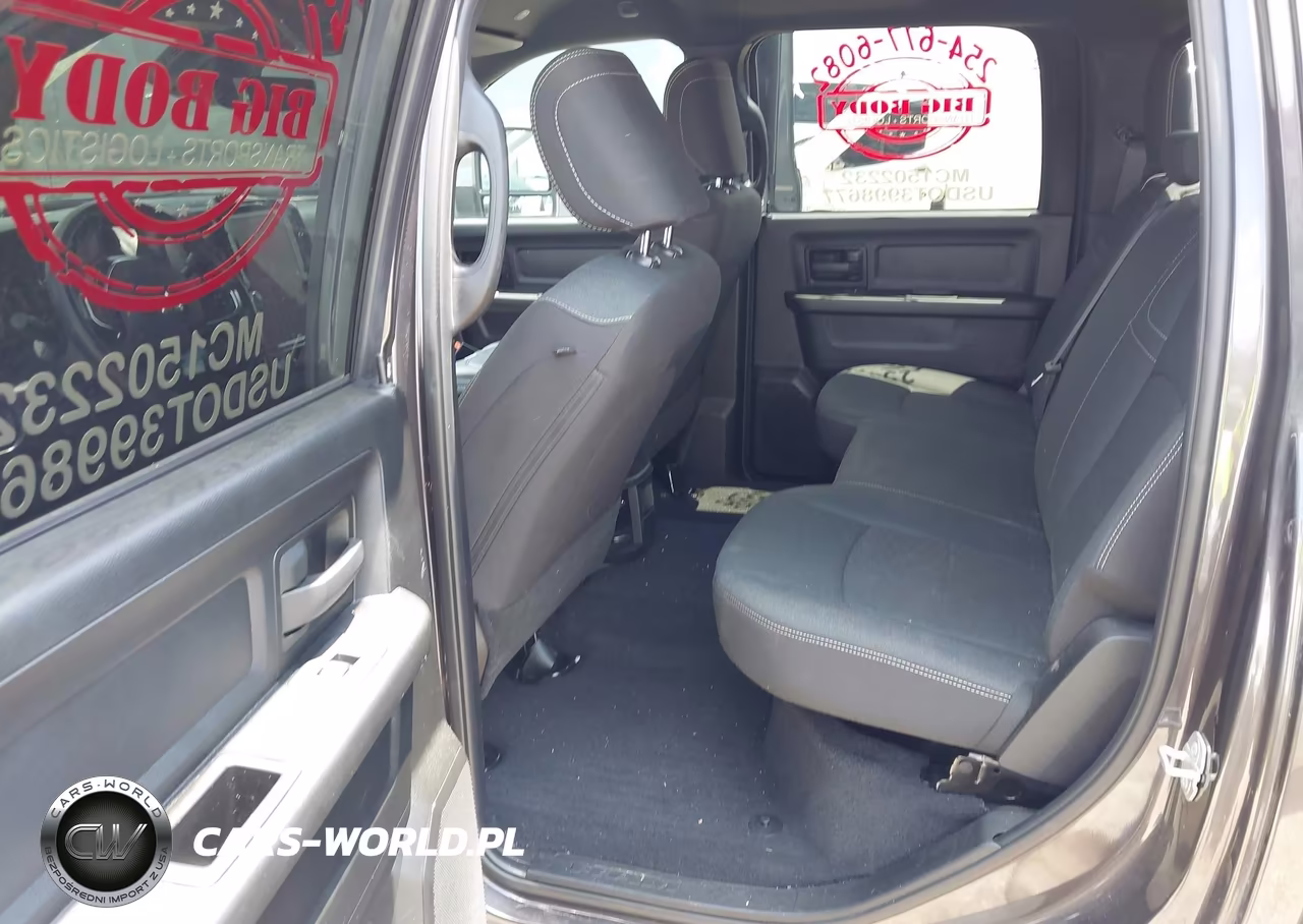 2025 Ram 3500 Tradesman 4X4 8' Box VIN:3C63RRGL4SG509604 - 7