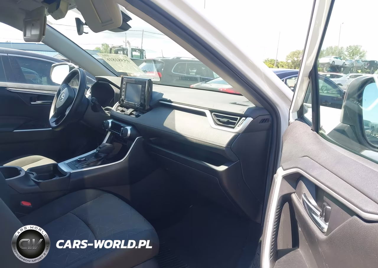 2020 Toyota Rav4 Hybrid Xle VIN:4T3R6RFV5LU001688 - 5