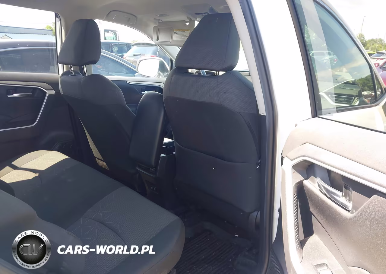 2020 Toyota Rav4 Hybrid Xle VIN:4T3R6RFV5LU001688 - 8