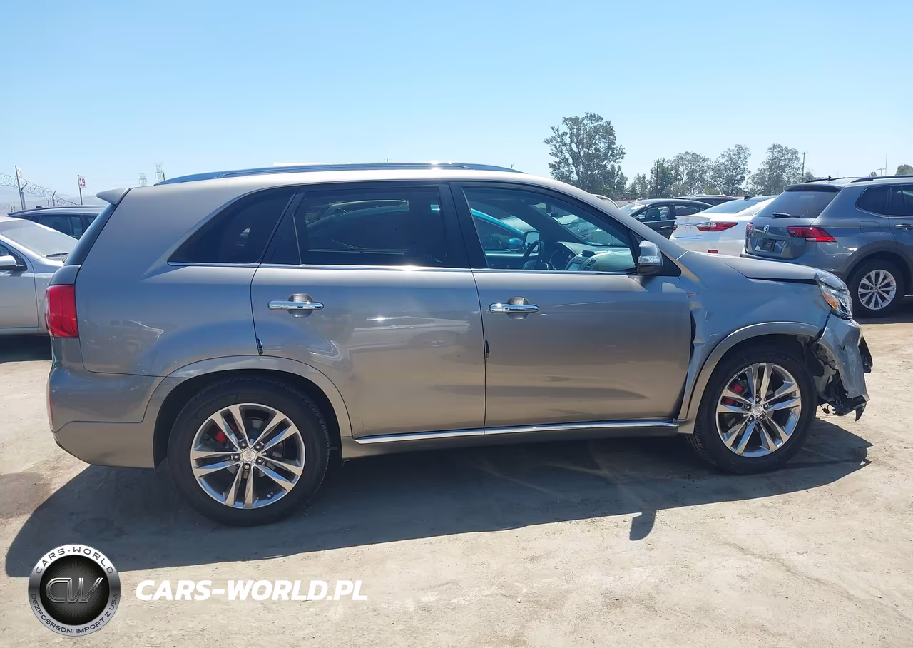 2015 Kia Sorento Limited V6 VIN:5XYKW4A7XFG616897 - 13