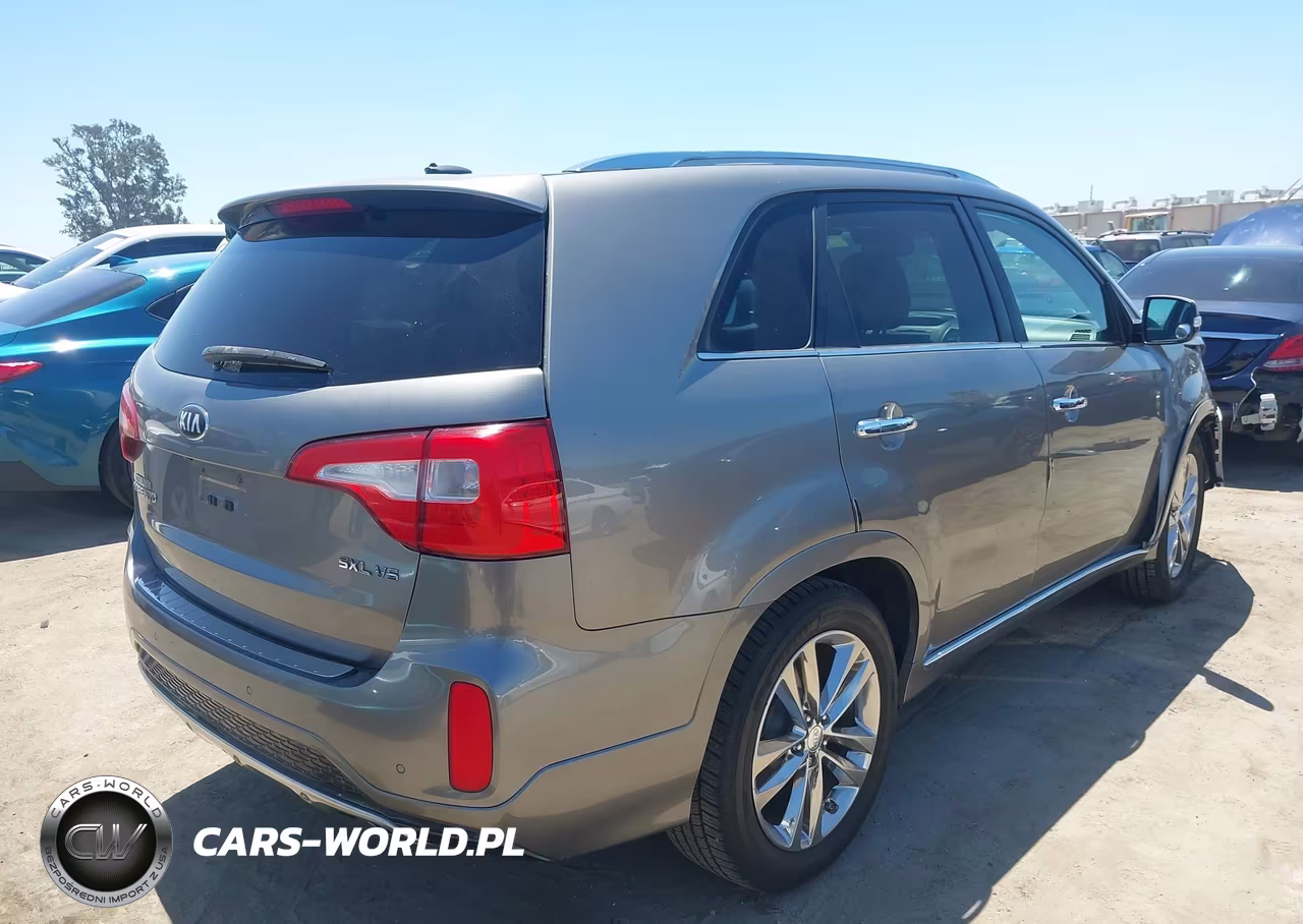 2015 Kia Sorento Limited V6 VIN:5XYKW4A7XFG616897 - 4