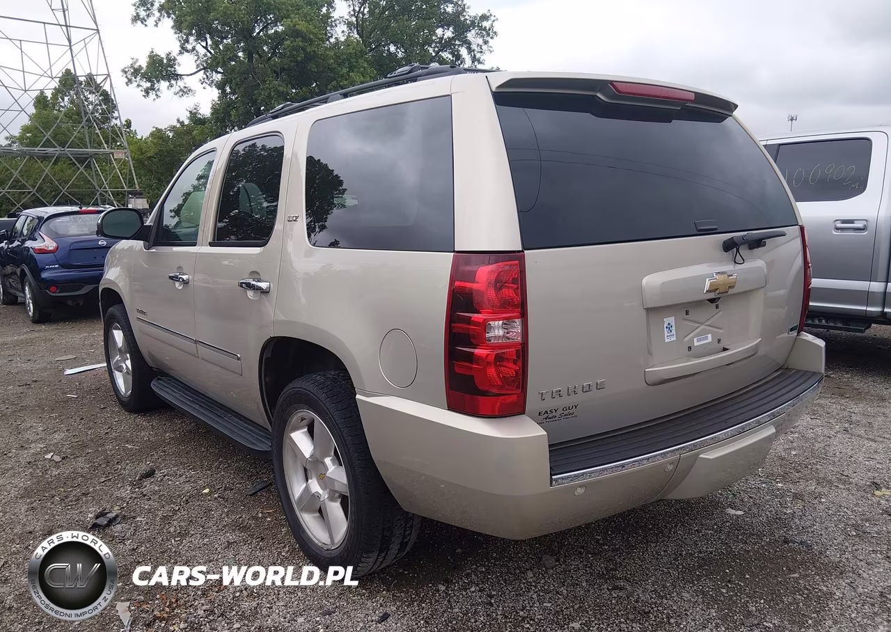 2010 Chevrolet Tahoe Ltz VIN:1GNUKCE07AR104821 - 3