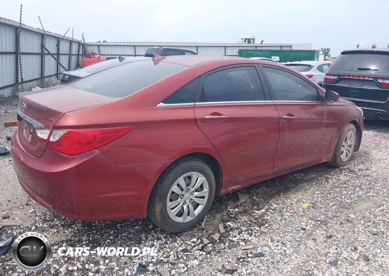 2011 Hyundai Sonata Gls VIN:5NPEB4ACXBH208439 - 4