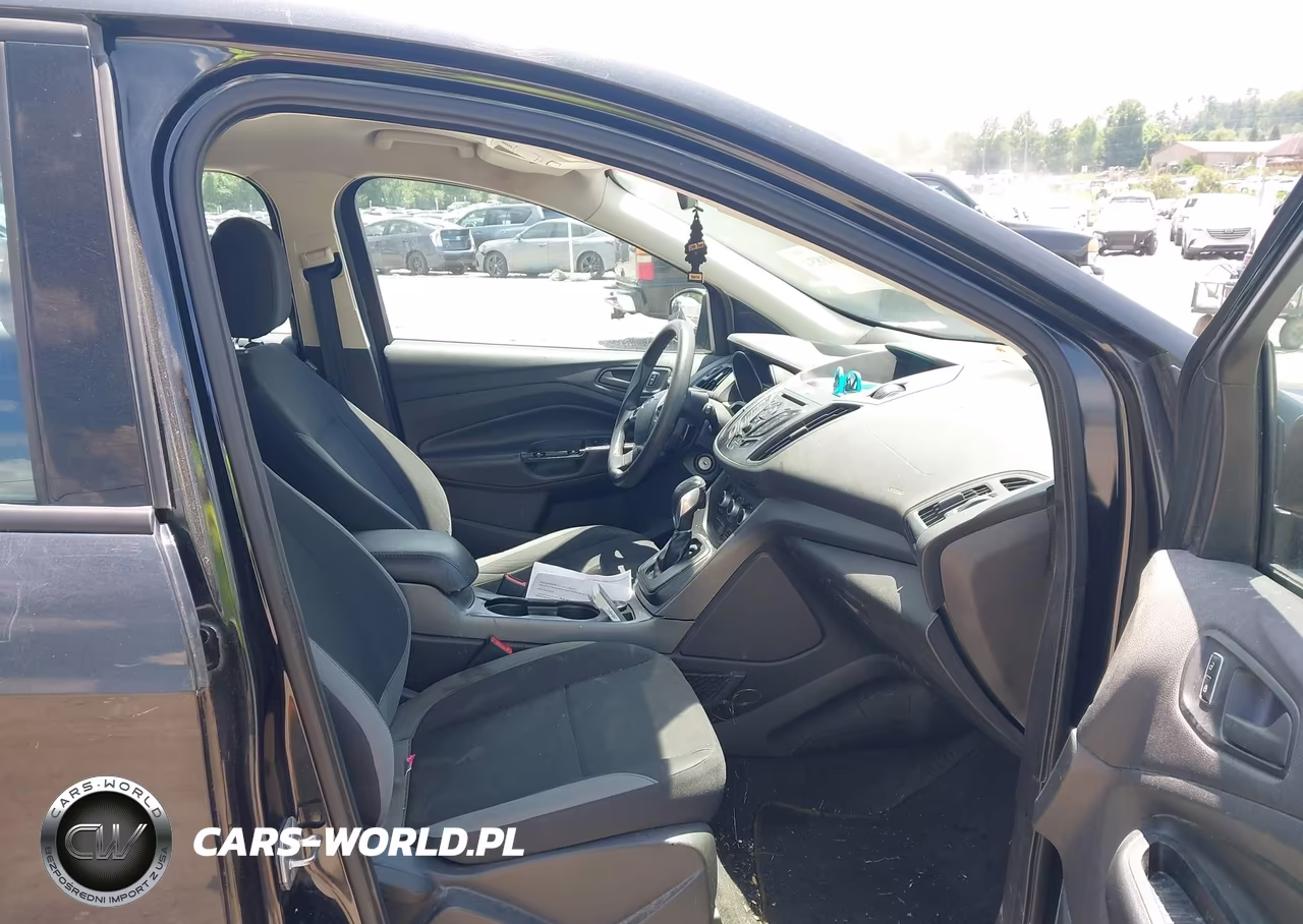 2014 Ford Escape S VIN:1FMCU0F71EUD62596 - 5