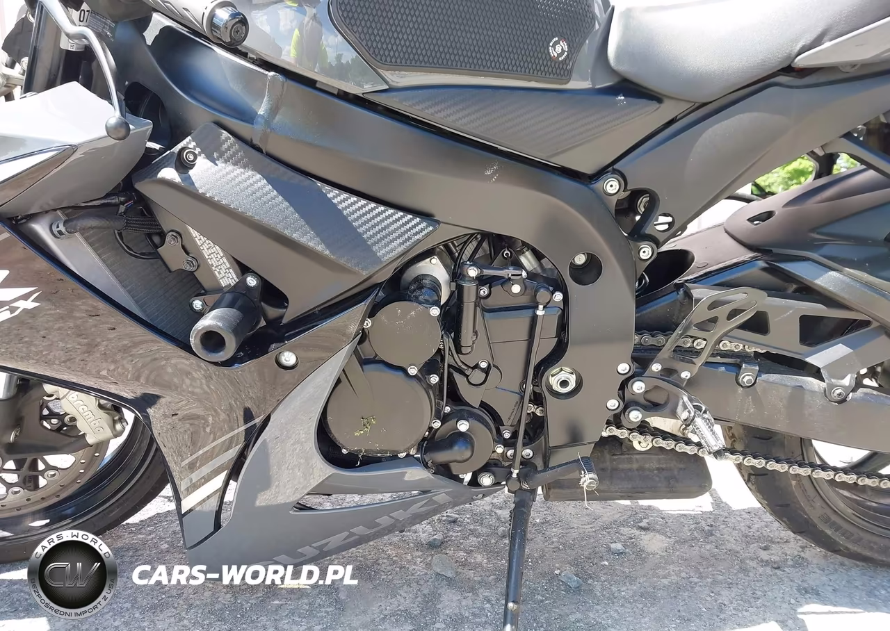 2025 Suzuki Gsx-R600 VIN:JS1GN7FA1S7100671 - 9