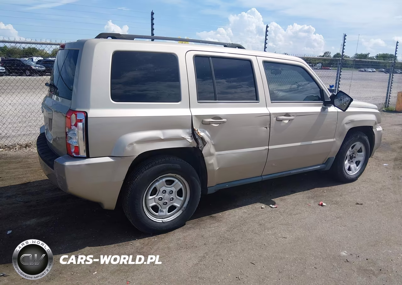 2010 Jeep Patriot Sport VIN:1J4NT2GB2AD507650 - 4