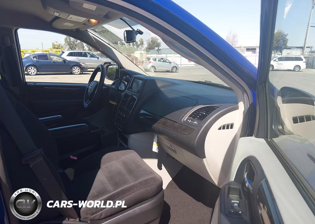 2018 Dodge Grand Caravan Se VIN:2C4RDGBG3JR254839 - 5