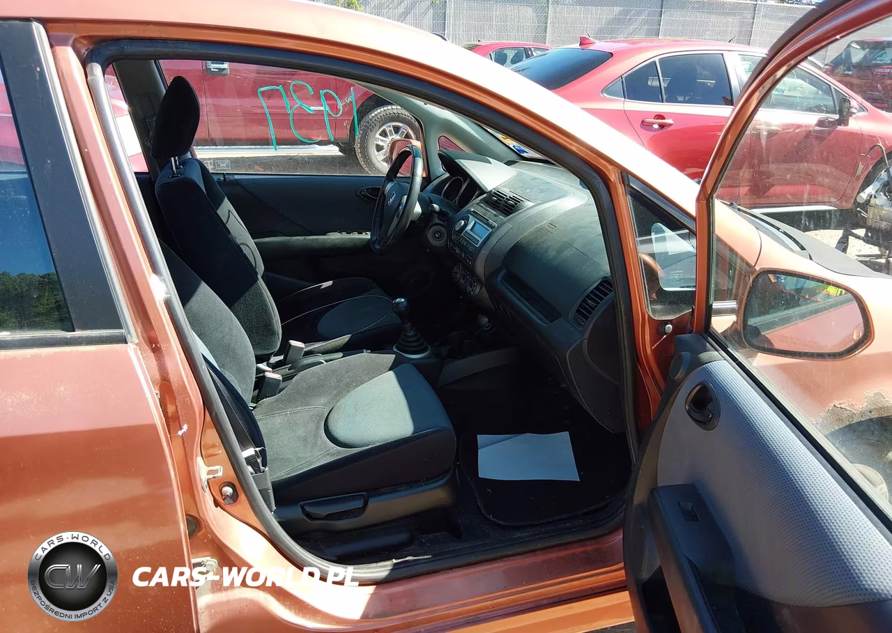 2008 Honda Fit Sport VIN:JHMGD37638S027528 - 5