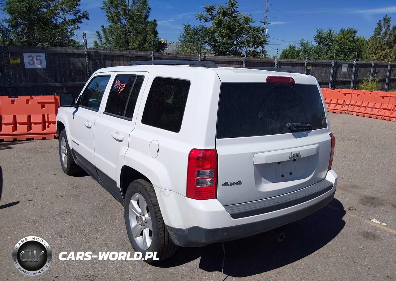 2014 Jeep Patriot Sport VIN:1C4NJRBB0ED751833 - 3