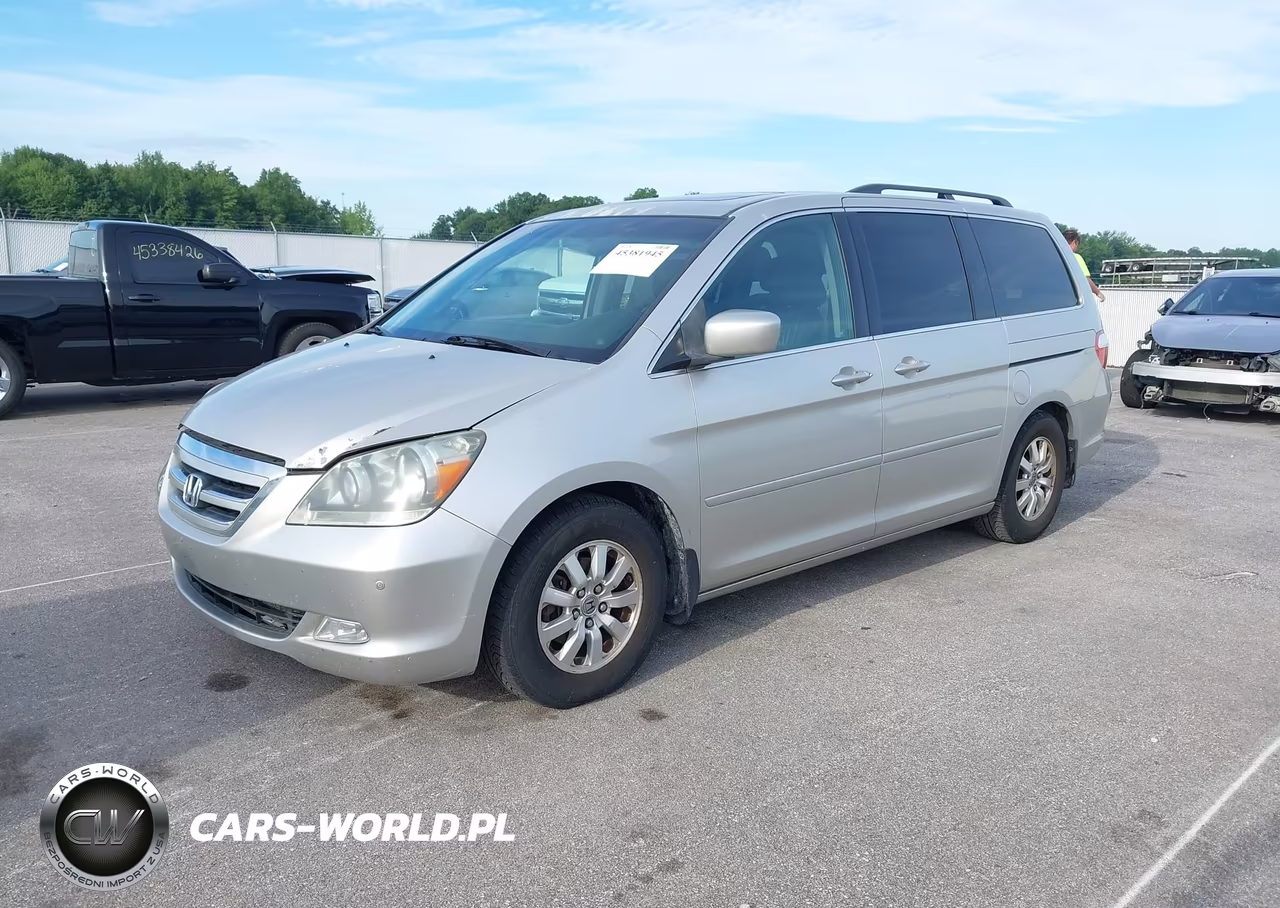 2007 Honda Odyssey Touring VIN:5FNRL38857B124898 - 2
