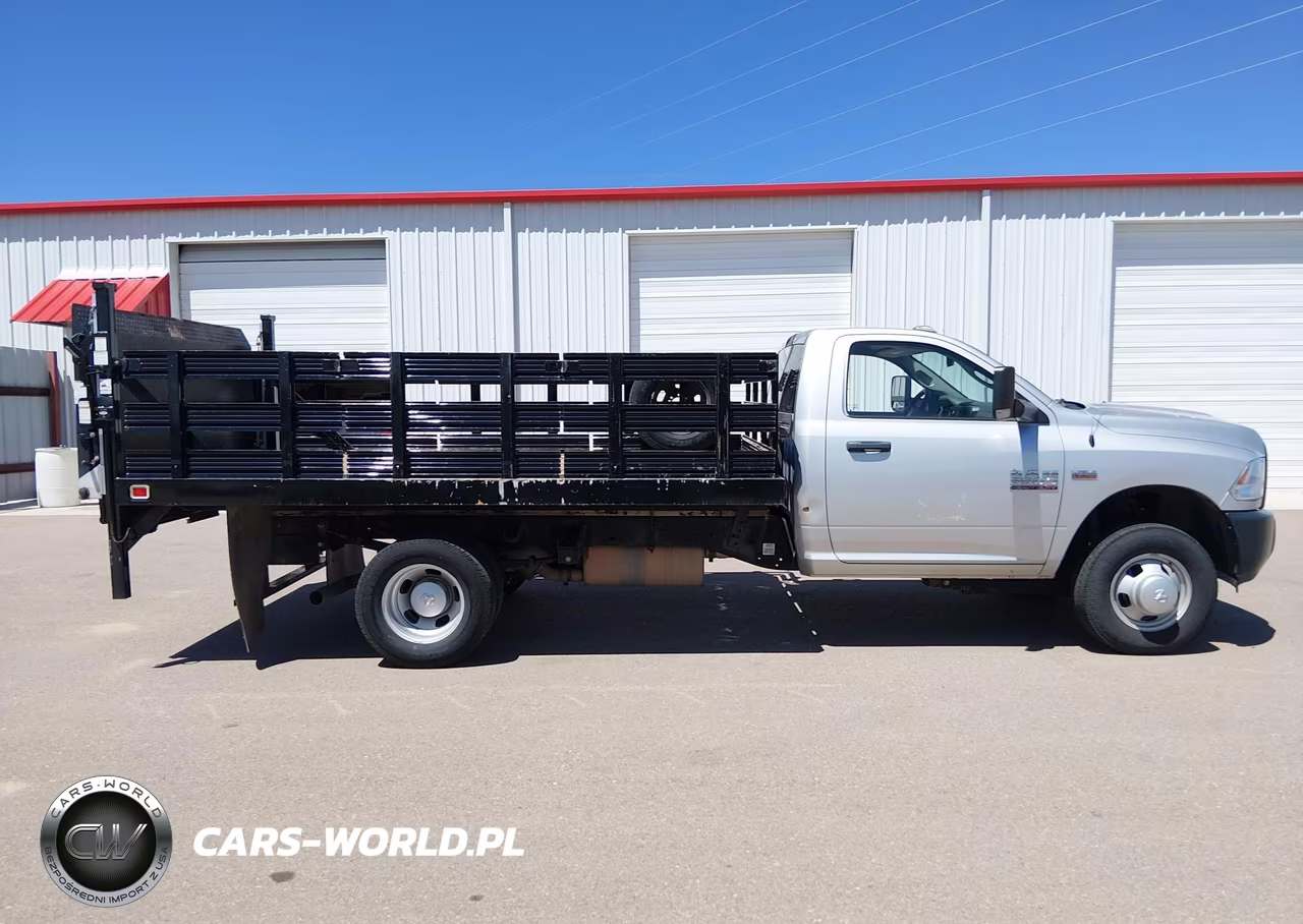 2018 Ram 3500 Chassis Tradesman-Slt VIN:3C7WRSBJ3JG294916 - 17