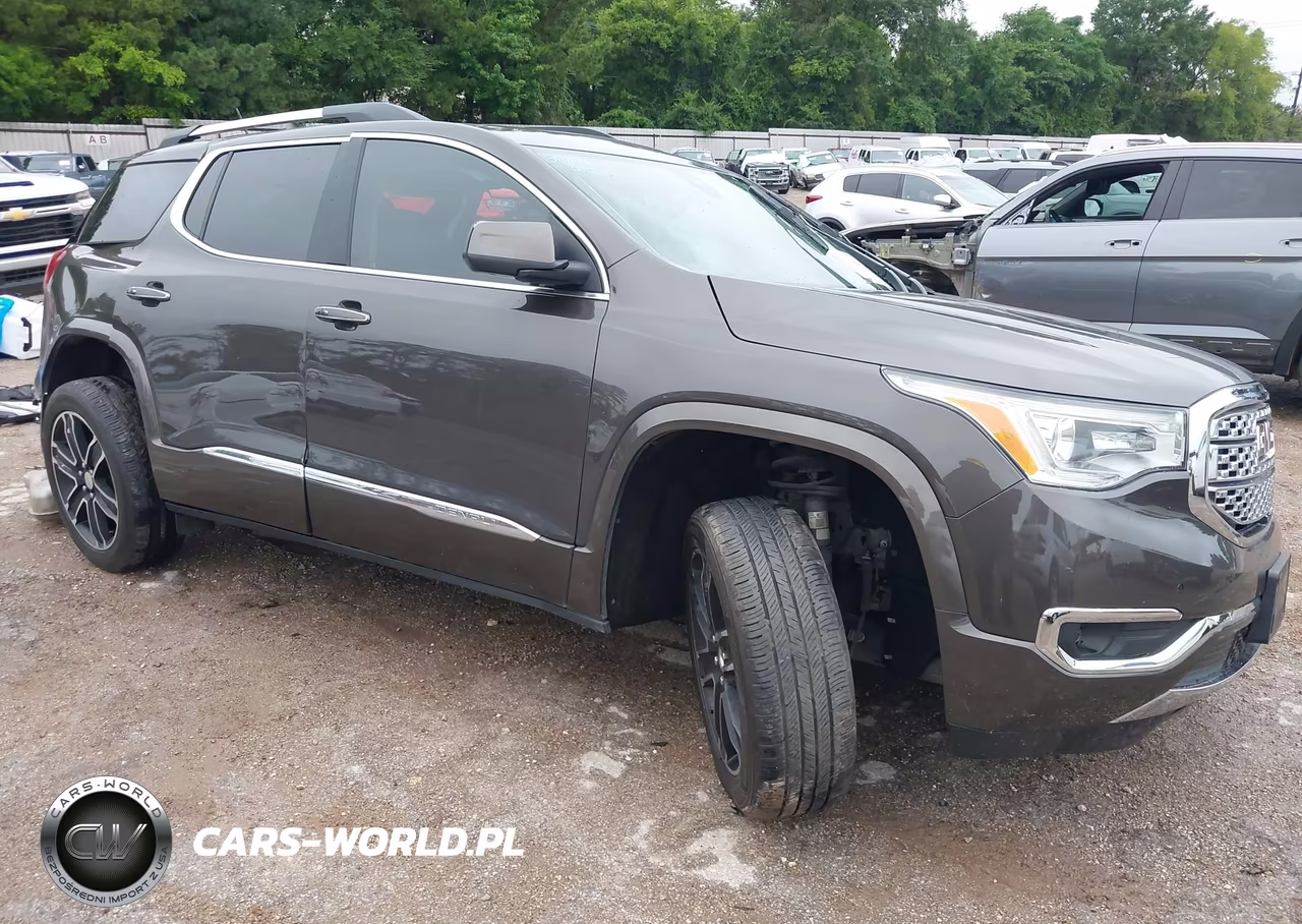 2019 GMC Acadia Denali – zdjęcie 1 z 17
