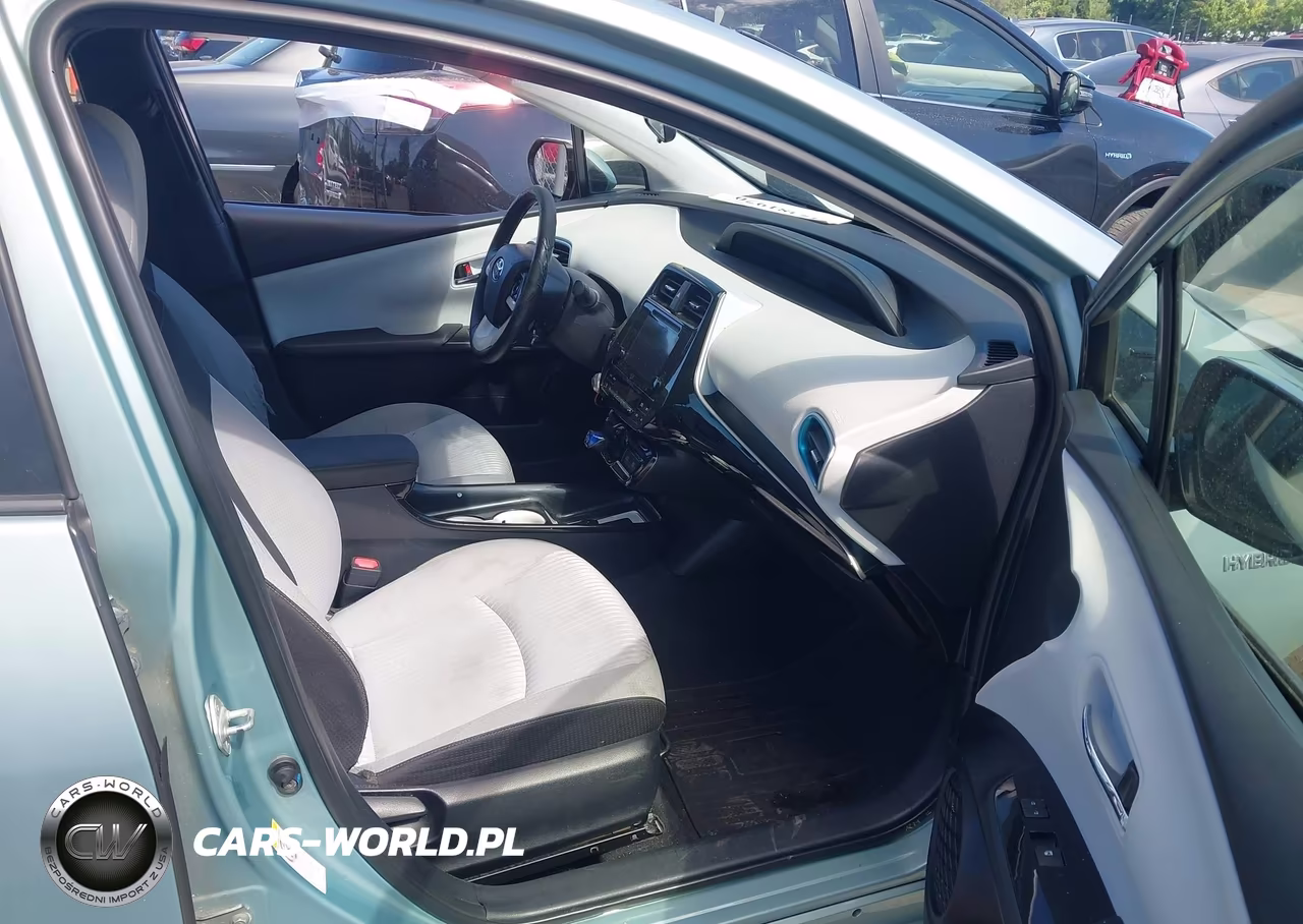 2016 Toyota Prius Three VIN:JTDKARFU1G3013787 - 5