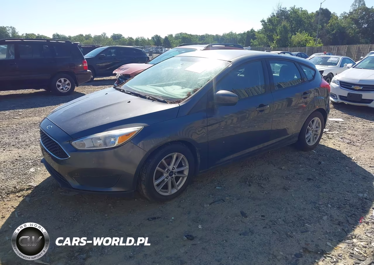 2018 Ford Focus Se VIN:1FADP3K27JL214552 - 2