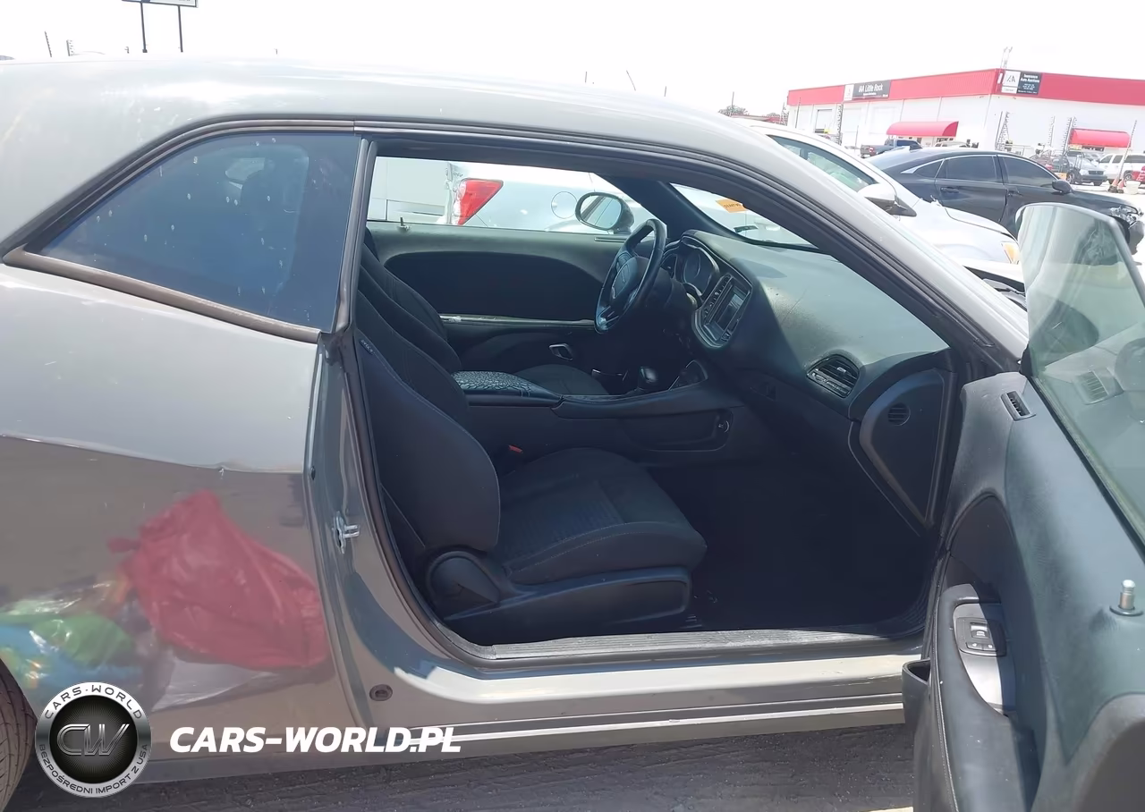 2018 Dodge Challenger Sxt VIN:2C3CDZAG0JH242502 - 5